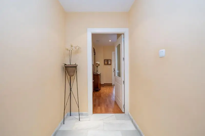 Venta Adosado con chimenea en Centro, Loja - Ref: GR2923