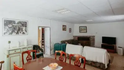 Casa en Venta en Almudévar 4 habitaciones