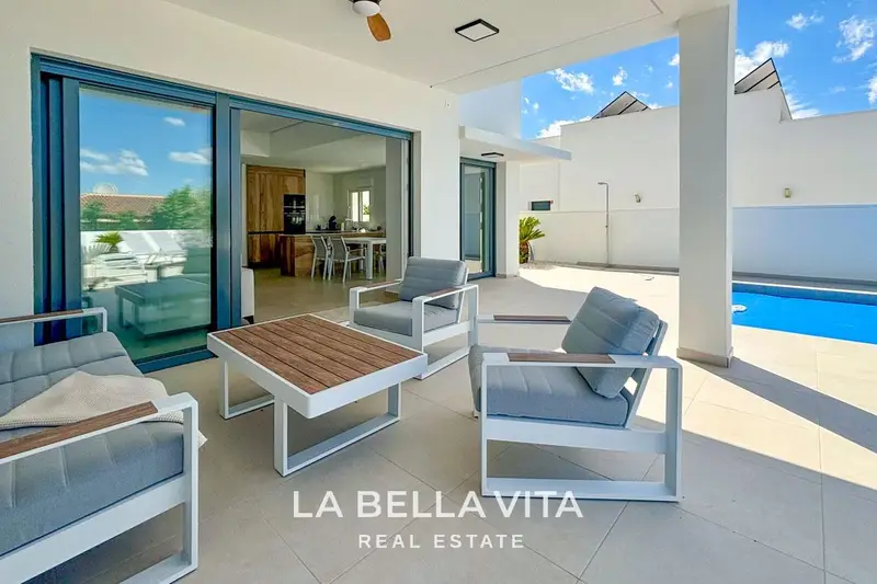 Villa de Lujo en Benijofar con Piscina Privada