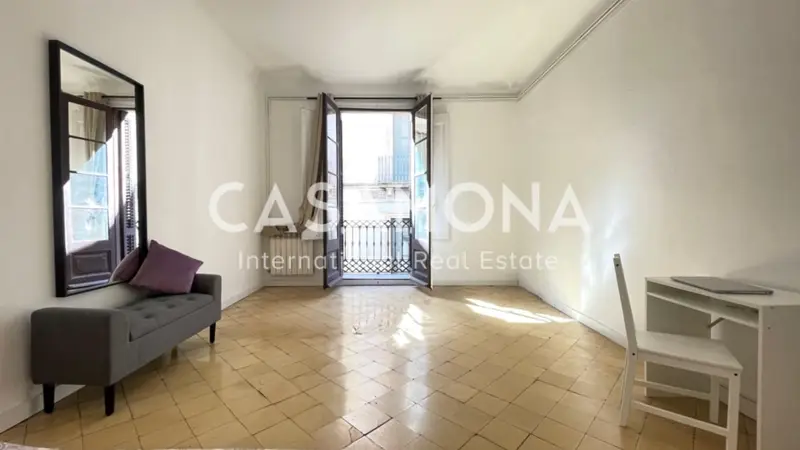 Apartamento 6 Dormitorios Barrio Gótico Barcelona