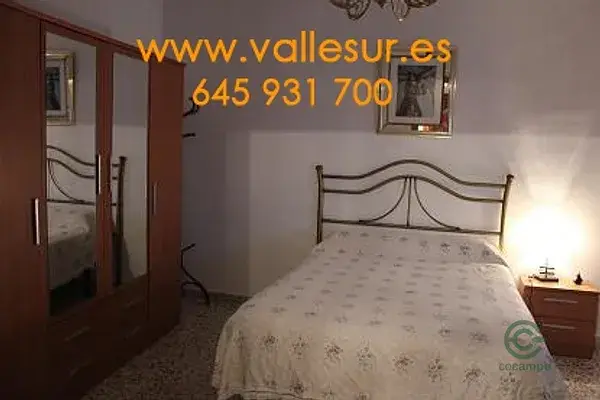 Casa Rural en Albuñuelas con Vistas a la Montaña