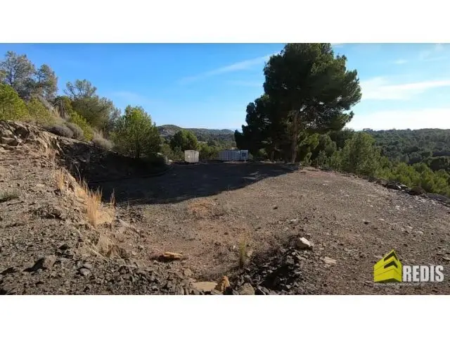 Terreno 11000m2 con Licencia para Casa 100m2 La Nucia