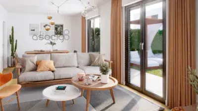 Casa Adosada en Marchamalo 3 Dormitorios 3 Baños Jardin Privado