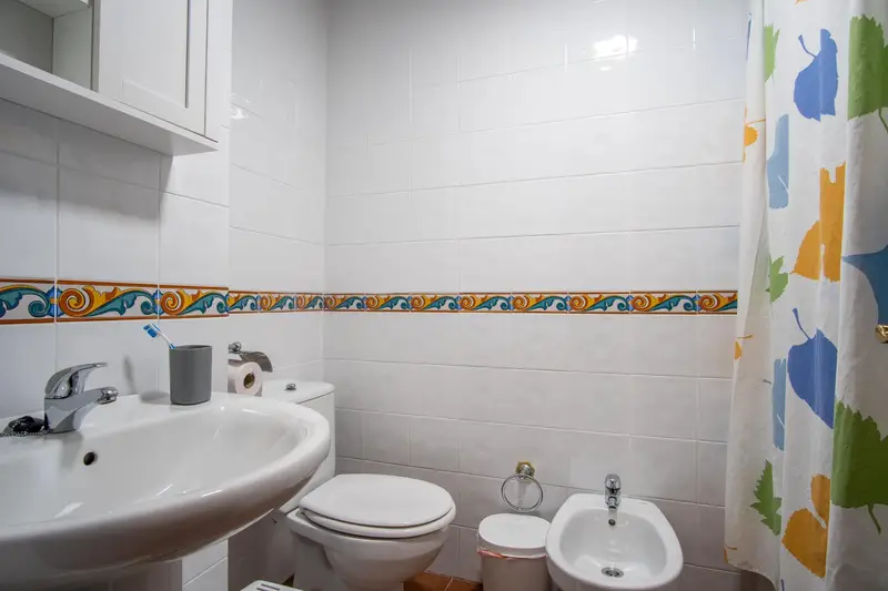 Venta Piso 3 Dorm 2 Baños Patio Renfe San Fernando