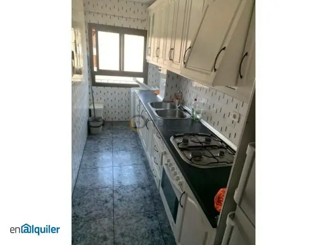 Alquiler piso estudiantes Jaen 3 dormitorios cerca universidad
