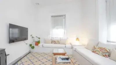 Chalet en venta en Barbate: 3 dormitorios, terraza, reformado