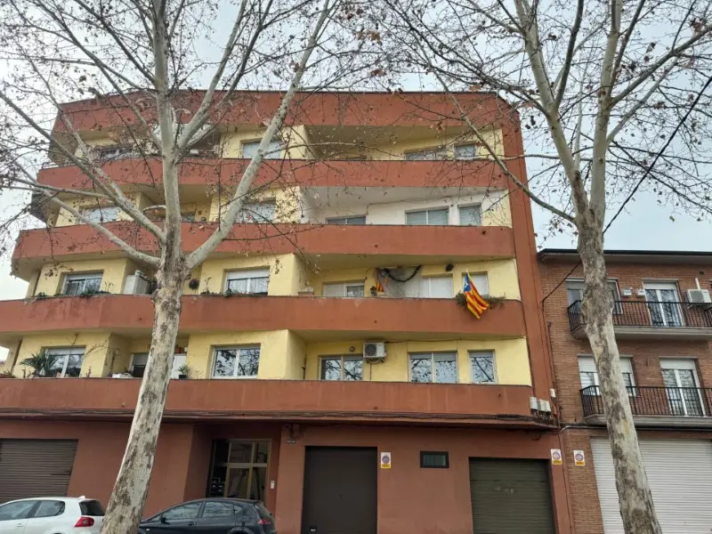 Venta Piso 3 Habitaciones Manlleu Ref ASRE00220