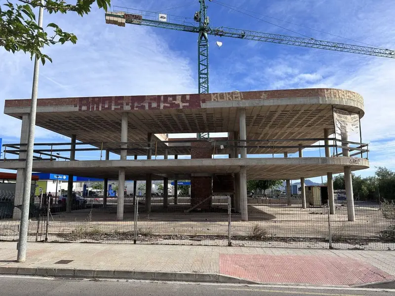 Venta Local Comercial 2145m2 Avenida del Mar Castellon