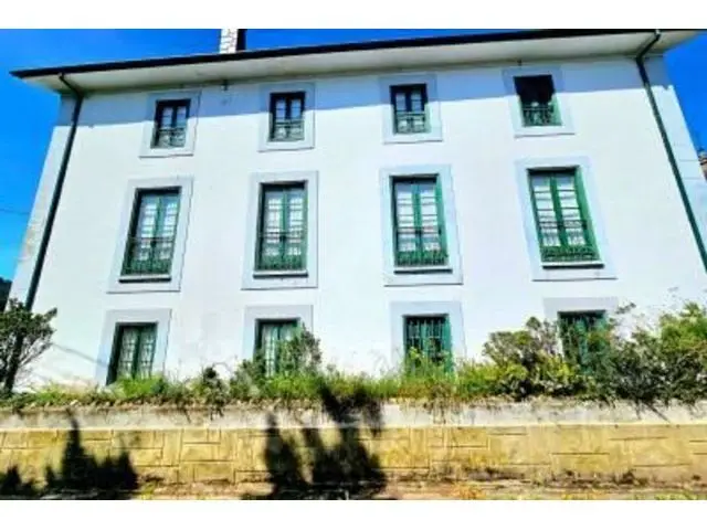 Casona Asturiana en Venta Navia 1908