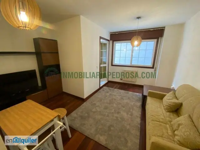 Alquiler Piso Centro Pontevedra: Apartamento Amueblado con Garaje