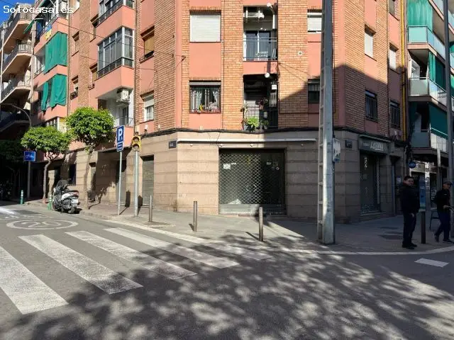 Local Comercial en Alquiler Esplugues de Llobregat