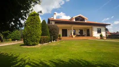 Casa en venta en Calle Bo Ontoria, Número 234