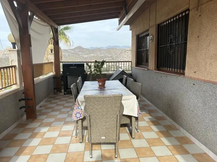 Chalet 4 Dormitorios en Venta Todosol