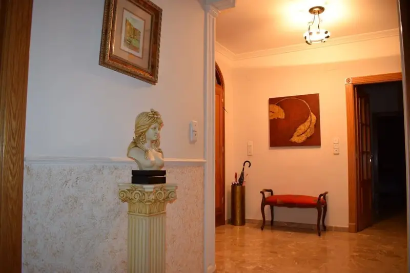 Casa en Benaguasil 674m2 Garaje Terraza 4 habitaciones