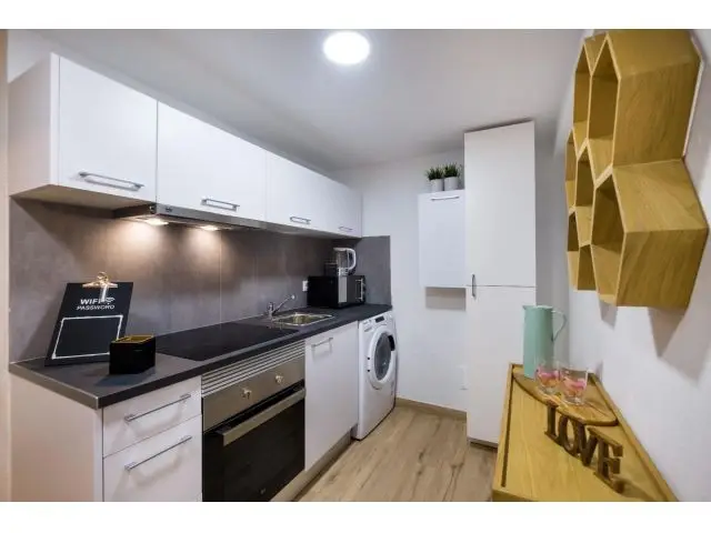 Estudio Reformado en el Gótico Barcelona