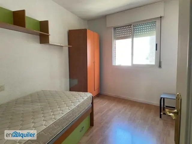 Alquiler Piso 149m2 Flores del Sil Ponferrada 3 Habitaciones Trastero Bodega