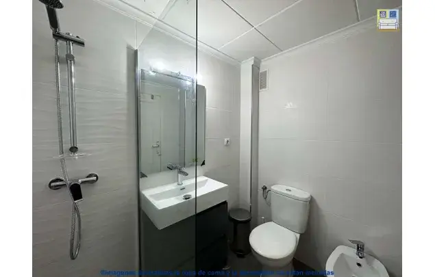 Habitaci
ón 100m
² Cartagena Alquiler Largo Plazo