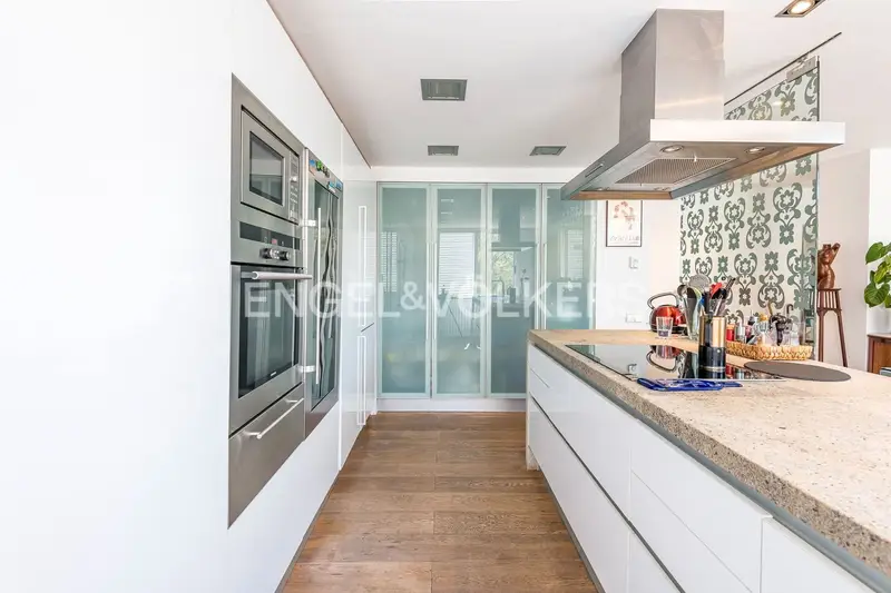 Apartamento con Vistas al Mar en Vila Olimpica Alquiler Temporal