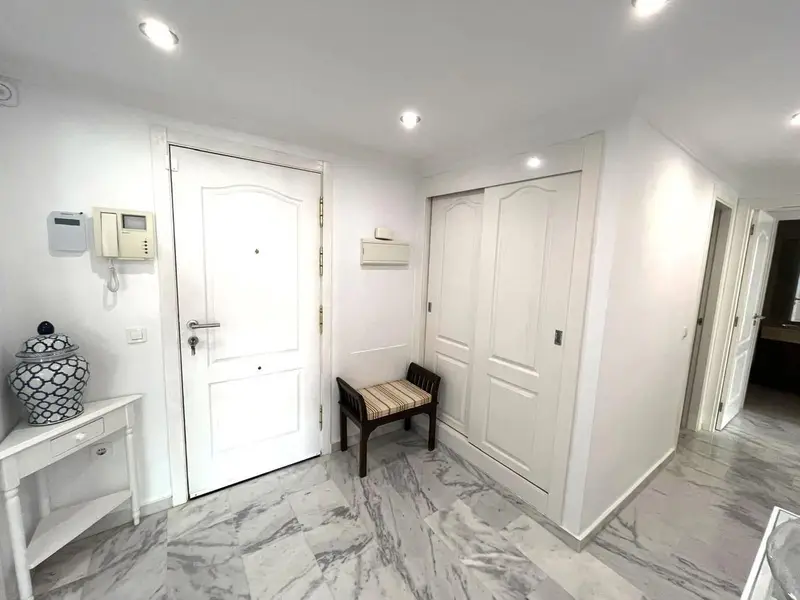 Apartamento 2 Dormitorios Milla de Oro Marbella