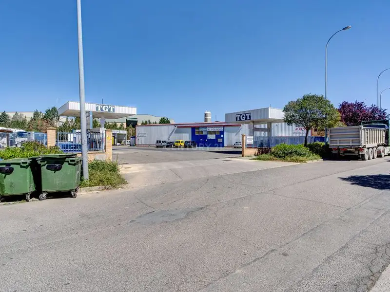 venta Local Comercial en Tudela, Navarra (0115-00280)- Globaliza