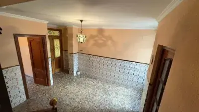 Casa en venta en Lucena 208m2 6 habitaciones 3 banos