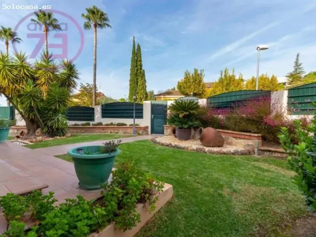 Precioso Chalet en Urbanizacion Los Montitos con Piscina Privada