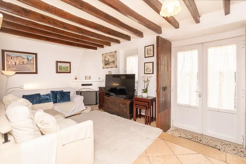 Casa Adosada en Pollensa con 3 Dormitorios y Terraza