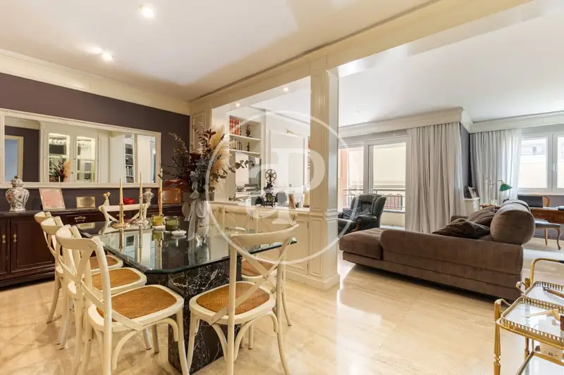 Apartamento en venta en Sabadell 177m2 3 habitaciones 2 baños terraza
