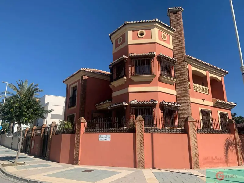Chalet en venta en Motril, Granada
