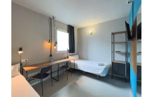 Alquiler Habitacion 20m2 Barcelona Cocina Jardin Aire Acondicionado