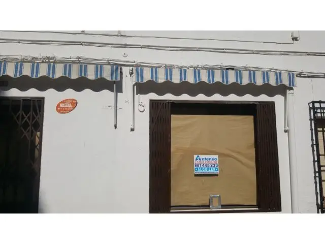 Local Comercial en Alquiler en Centro de La Roda