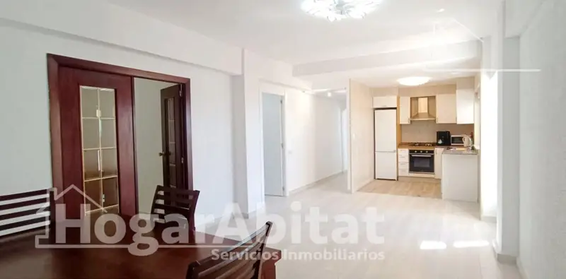 Piso Reformado en Alginet con Terraza y Garaje