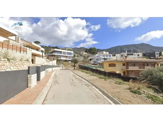 Chalet Independiente en Palau Saverdera Girona Venta Sin Posesion