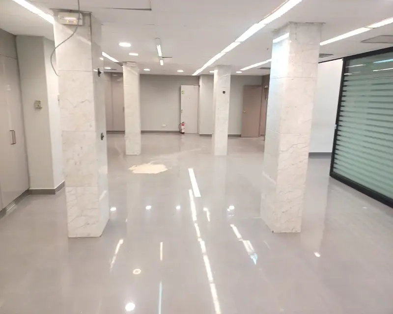 Local en Argentona 294m2