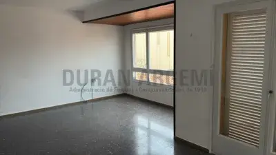 Alquiler Piso Centro Terrassa 4 habitaciones 3 baños