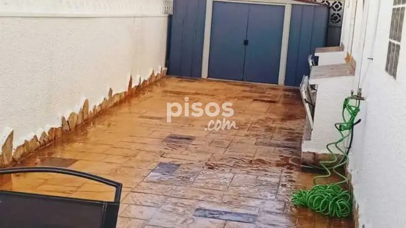 Casa adosada en alquiler en Avinguda Escandinàvia, 72