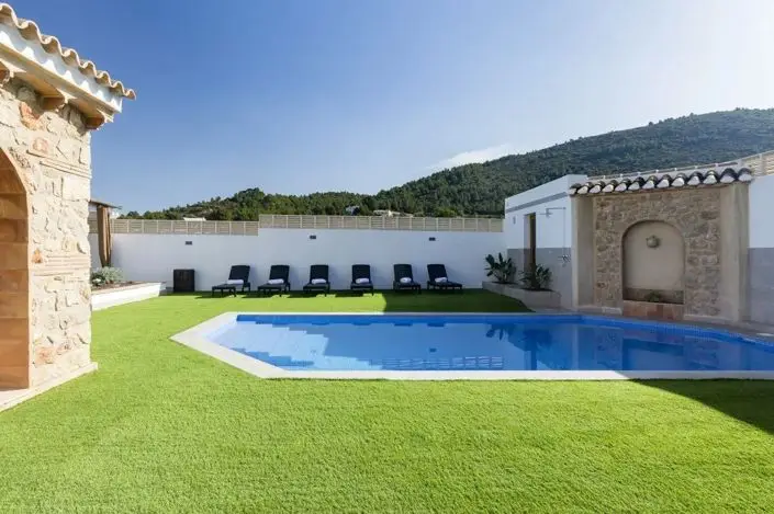 Finca de Lujo con 12 Dormitorios en Venta Valle de Pop