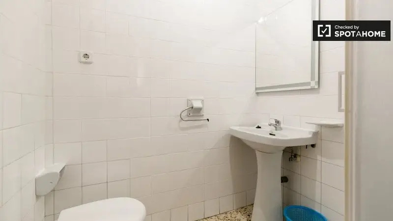 Apartamento 5 Dormitorios 2 Baños Granada Alquiler Spotahome