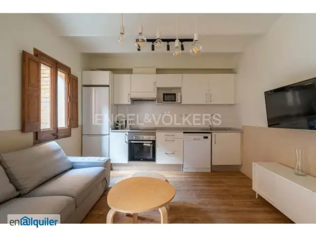 Alquiler Piso 2 habitaciones Gràcia Ascensor Amueblado Reformado