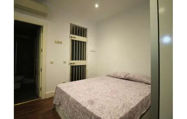 Estudio 30m2 Madrid - Amueblado con Aire Acondicionado y Terraza