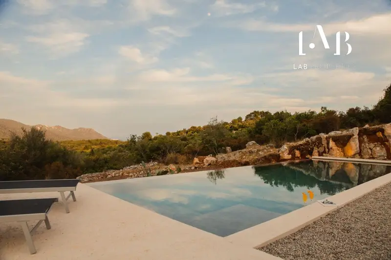 Finca de Lujo en Mallorca con Vistas al Mar