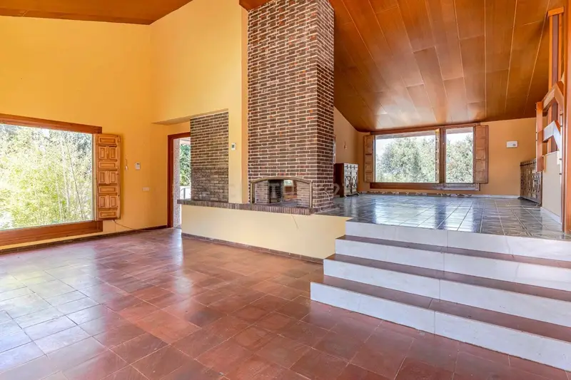 Finca Rural en Albolote Granada 5 Dormitorios 3500m2
