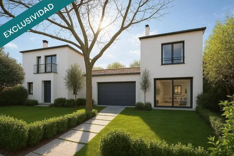 Chalet con dos viviendas en Santiago de Compostela