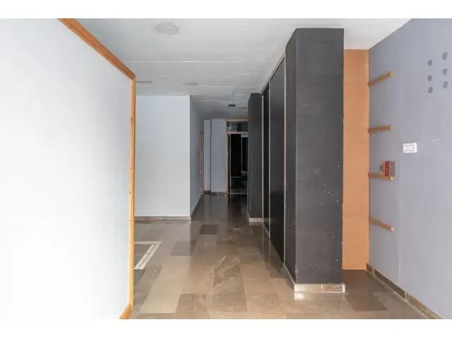 Local Comercial 220m2 Calle Alhamar Madrid