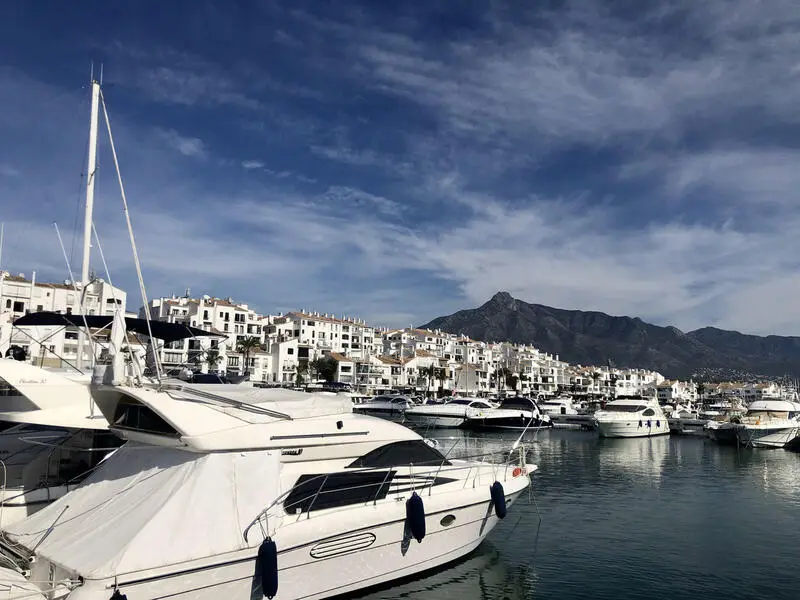 Apartamento 1 Dormitorio Puerto Banus Vistas Montana Playa