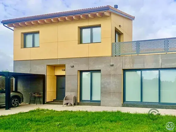 Casa Unifamiliar Fontcoberta Girona  Alacant 153m2