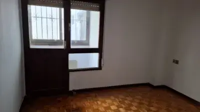 Venta Piso 3 Dormitorios Avenida Torrelavega
