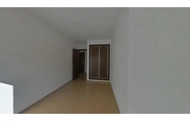 Alquiler Apartamento 3 Dormitorios 93m2 Elda