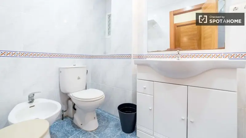 Apartamento 5 dormitorios 1 ba








tildeo Valencia Spotahome