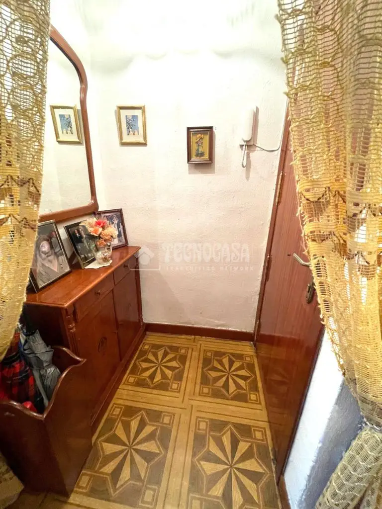 Piso en Venta Latina 2 Dormitorios Cuarta Planta